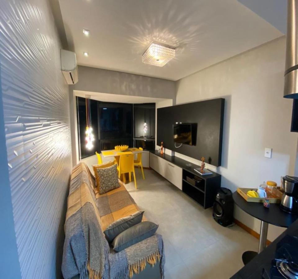 Excelente Localizacao Na Barra -Climatizado-Garagem Apartment Salvador Bagian luar foto